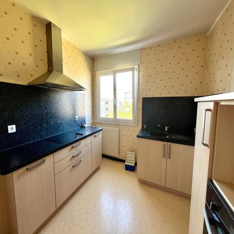 Appartement
                                                                                                                                                                                                                                                                                                                        3 pièce(s)                                                                                                                                                                                                          2 chambre(s)                                                                                                                                                                                                          67  m²