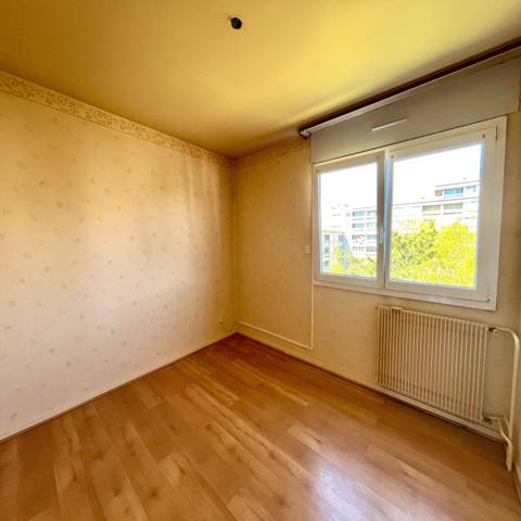Appartement
                                                                                                                                                                                                                                                                                                                        3 pièce(s)                                                                                                                                                                                                          2 chambre(s)                                                                                                                                                                                                          67  m²