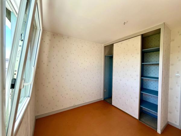 Appartement
                                                                                                                                                                                                                                                                                                                        3 pièce(s)                                                                                                                                                                                                          2 chambre(s)                                                                                                                                                                                                          67  m²