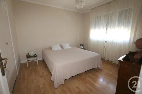 Maison à vendre  6 pièces - 120 m 2   GOUSSAINVILLE  - 95