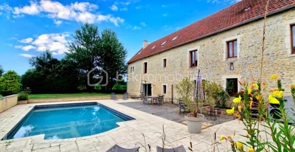 Maison d hote de 326 m²