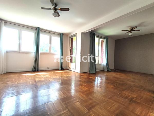 Appartement
         5 pièces
        - 100 m² Exclusivité 229 500 € *