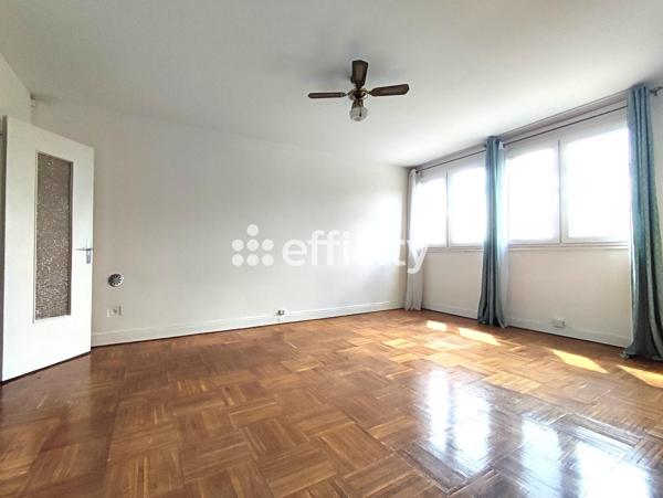 Appartement
         5 pièces
        - 100 m² Exclusivité 229 500 € *
