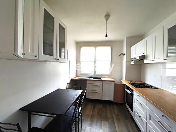 Appartement
         5 pièces
        - 100 m² Exclusivité 229 500 € *