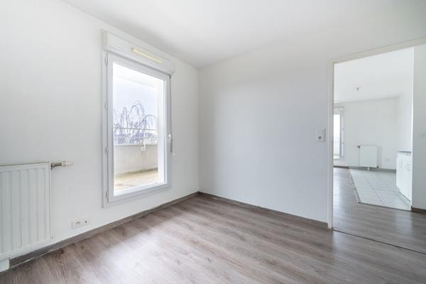 Appartement Cergy 4 pièces, parking.