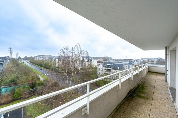 Appartement Cergy 4 pièces, parking.