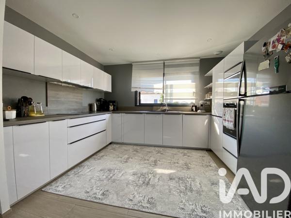 Maison à vendre 4 pièces 126 m² Sallèles-d'Aude