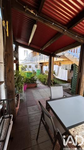 Immeuble à vendre 160 m² Cilaos