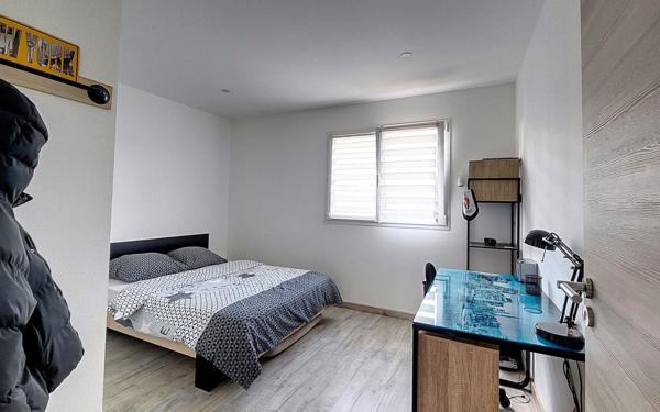 Maison à vendre    5 pièces • 147,70 m2 Marsannay-la-Côte