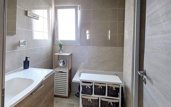 Maison à vendre    5 pièces • 147,70 m2 Marsannay-la-Côte