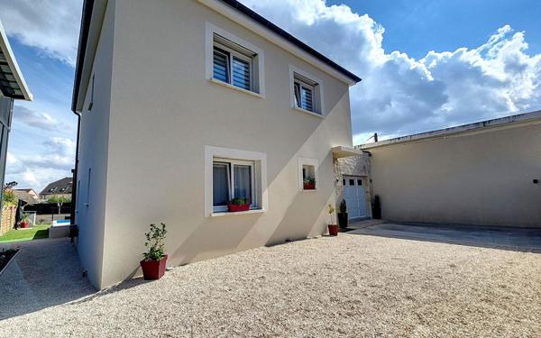 Maison à vendre    5 pièces • 147,70 m2 Marsannay-la-Côte