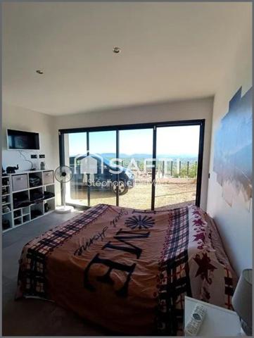 Villa contemporaine T4 de 150 m² - terrain 1908 m²