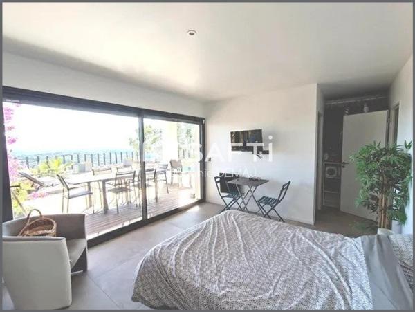 Villa contemporaine T4 de 150 m² - terrain 1908 m²