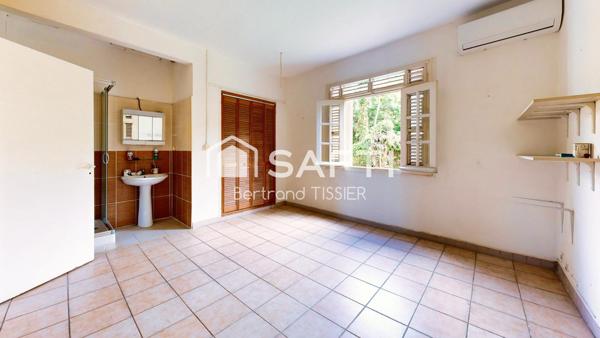 Grande maison familiale + locatif, piscine, carbet