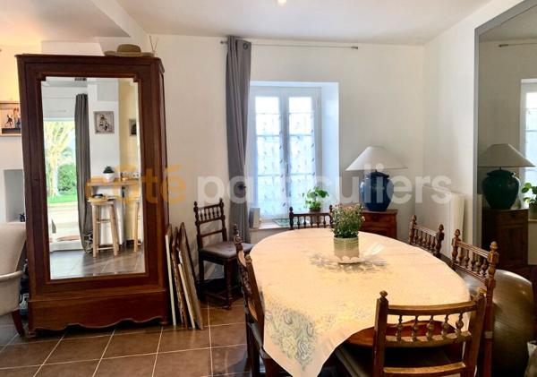 Vente
                Maison95 m² - 4 Pièces -
                    LA TREMBLADE (17390)