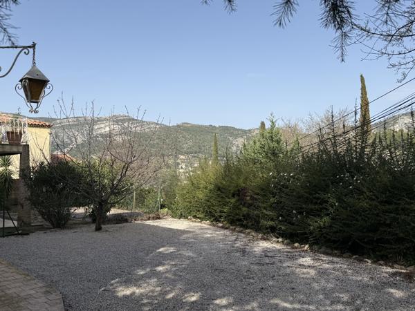 Maison 7 pièces - 190 m² Exclusivité efficity