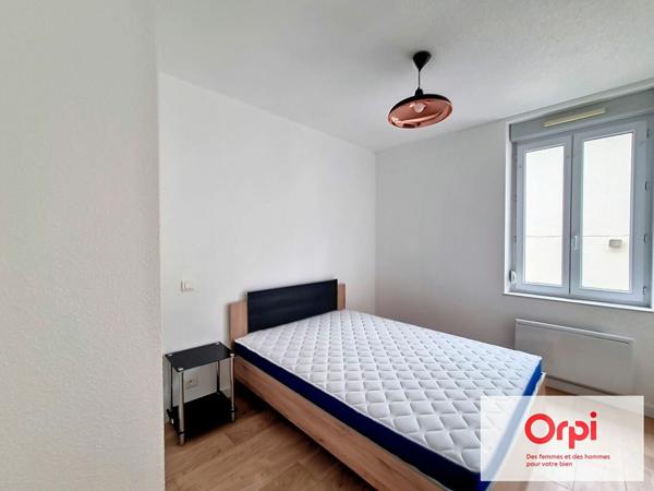 Appartement à louer    2 pièces • 24,63 m2    Montluçon