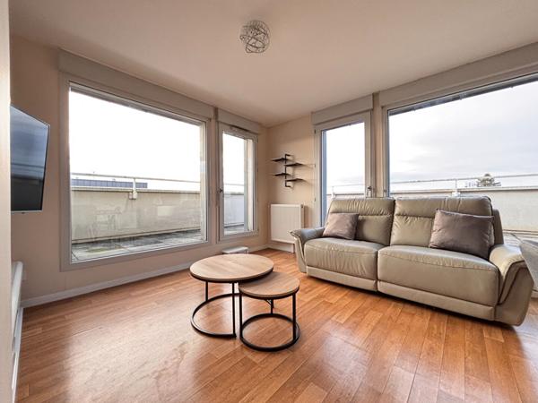 ORLEANS ST-MARC - Appartement Orleans 3 pièce(s) 64 m2 avec terrasse de 27 m² + stationnement