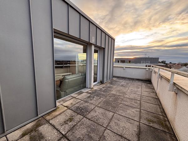 ORLEANS ST-MARC - Appartement Orleans 3 pièce(s) 64 m2 avec terrasse de 27 m² + stationnement