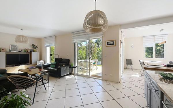 Maison à vendre    6 pièces • 188 m2 Lahonce