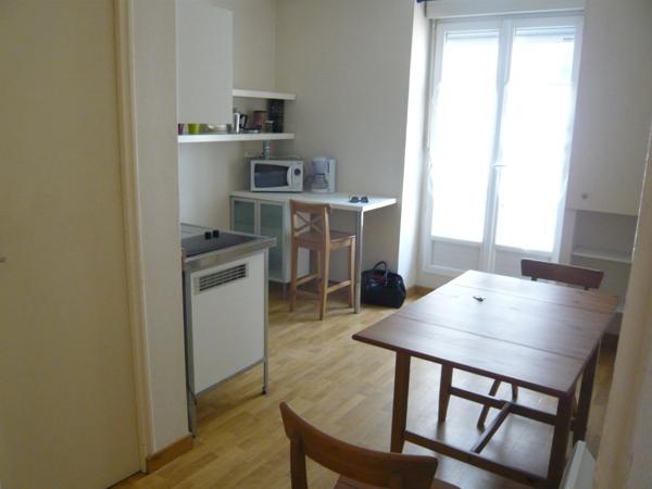 PROCHE CATHEDRALE T1BIS ,  
Nantes 44000