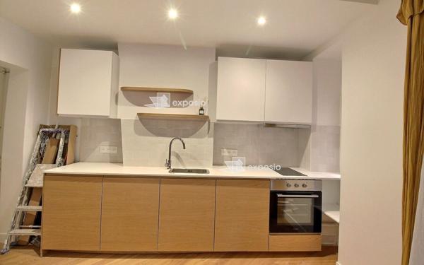 Appartement à vendre    1 pièce • 19 m2 Paris 18