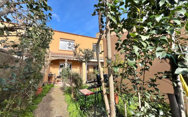 Maison à vendre    4 pièces •  Mèze