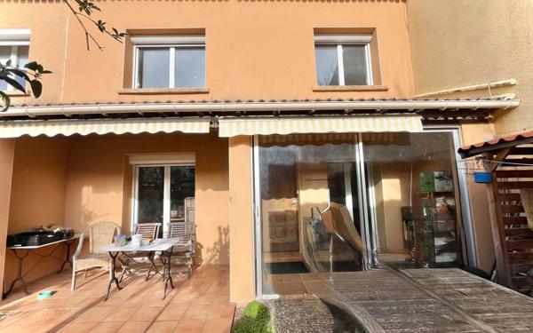 Maison à vendre    4 pièces •  Mèze