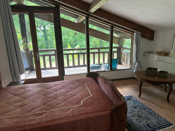 Authentique maison Landaise entierement rénovée avec petite dépendance, ruisseau et mare sur environ 2 Ha