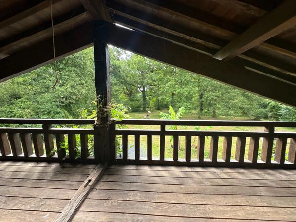 Authentique maison Landaise entierement rénovée avec petite dépendance, ruisseau et mare sur environ 2 Ha