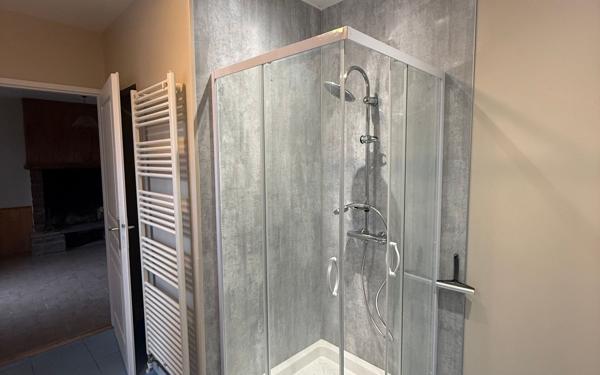 Maison à louer    4 pièces •  Saint-Laurent-des-Vignes