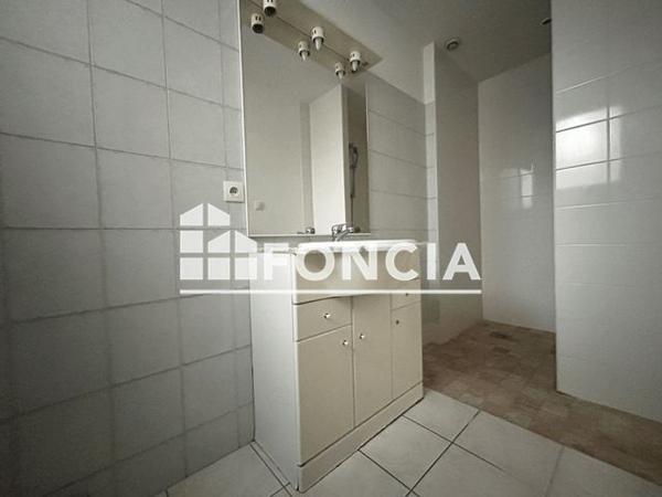 Location Appartement 3 pièces 70.92 m² - 1 PLACE GENERAL DE GAULLE Carcassonne 11000