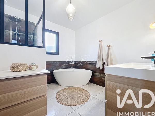 Maison à vendre 6 pièces 125 m² Créon