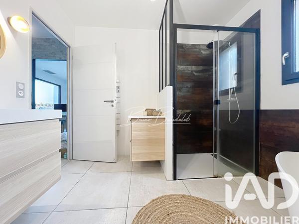Maison à vendre 6 pièces 125 m² Créon