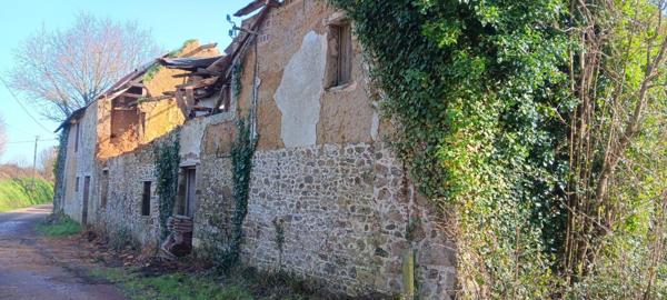 Maison à SAINT SAUVEUR VILLAGES, 50490 - 2 pièces 175m²