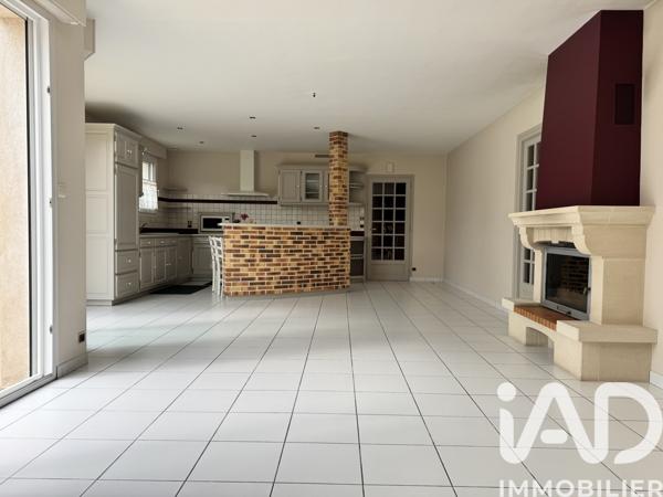 Maison à vendre 4 pièces 103 m² Moncoutant-sur-Sèvre