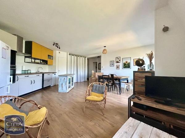 Appartement à louer 2 pièces 53.62m² Le Mans (72000)