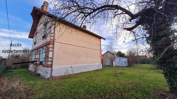 Maison 119m² hab, 2 appart (57 et 62 m²) + dép / 1290m² de terrain