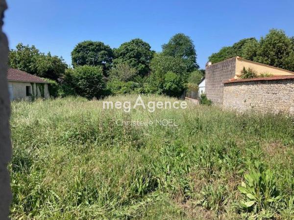 Terrain à LUCON, 85400 - 559m²