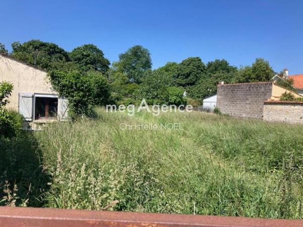 Terrain à LUCON, 85400 - 559m²