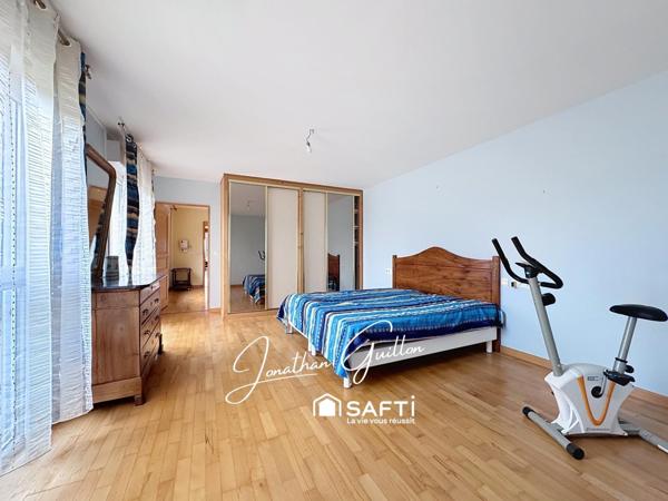 Grande Maison Familiale