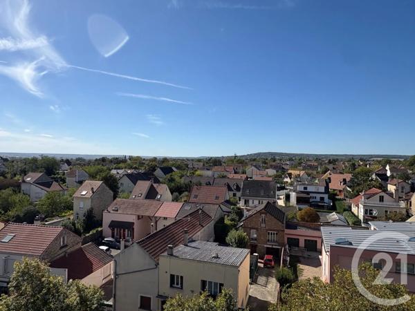 Appartement F4 à vendre  4 pièces - 66,15 m 2   CONFLANS STE HONORINE  - 78