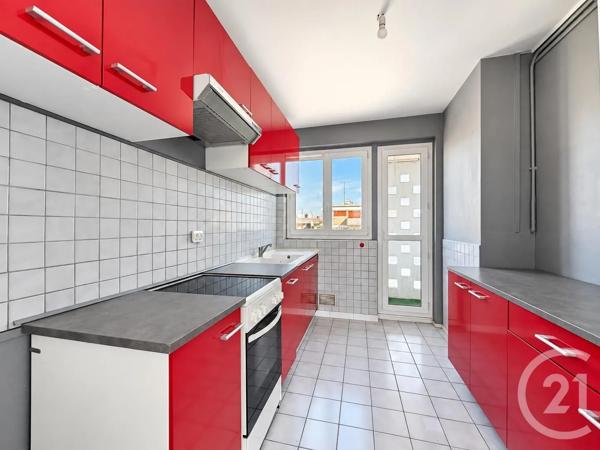 Appartement F4 à vendre  4 pièces - 66,15 m 2   CONFLANS STE HONORINE  - 78