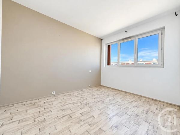 Appartement F4 à vendre  4 pièces - 66,15 m 2   CONFLANS STE HONORINE  - 78