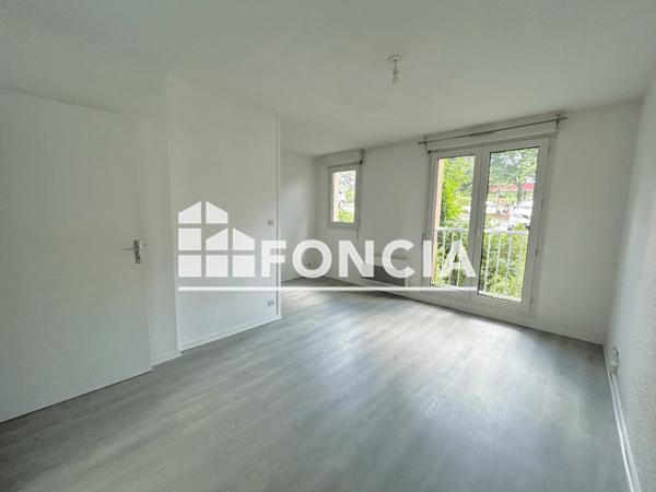 Location Studio 23.87 m² - 93-99 RUE CHARLES LEGENDRE Limoges 87000