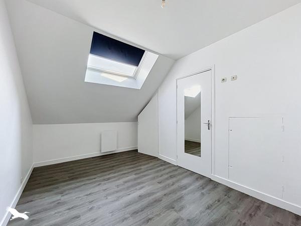 Maison 192 240 € Monnaie 4 p 92 m² DPE D