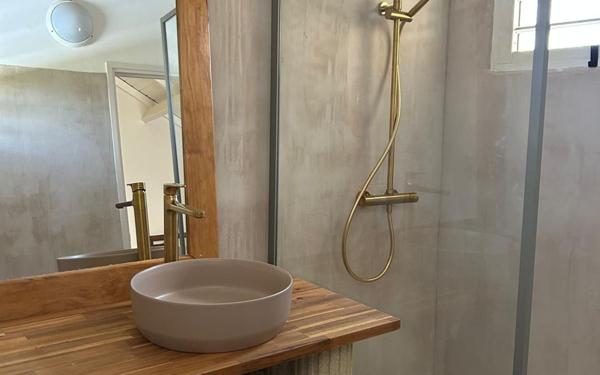 Appartement à vendre    3 pièces • 64,92 m2 Petit-Bourg