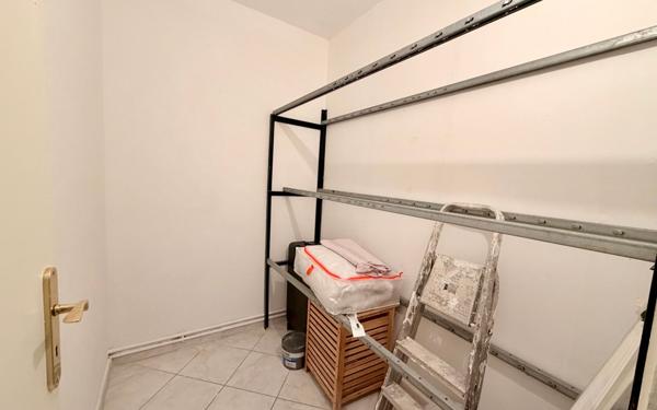 Appartement à vendre    3 pièces • 75 m2 Vauvert