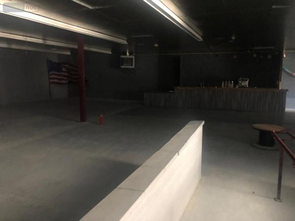 Fonds et/ou murs commerciaux à louer à Cambrai dans le Nord (59400), ref : 59084-L1242