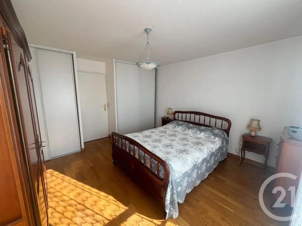 Appartement T3 à vendre  3 pièces - 59,82 m 2   FRANCONVILLE LA GARENNE  - 95